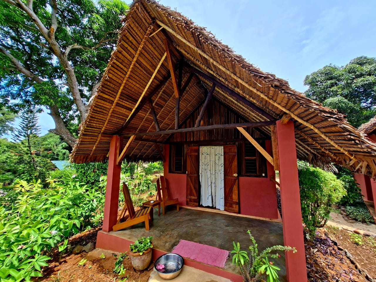 Mango Bungalow Exterior